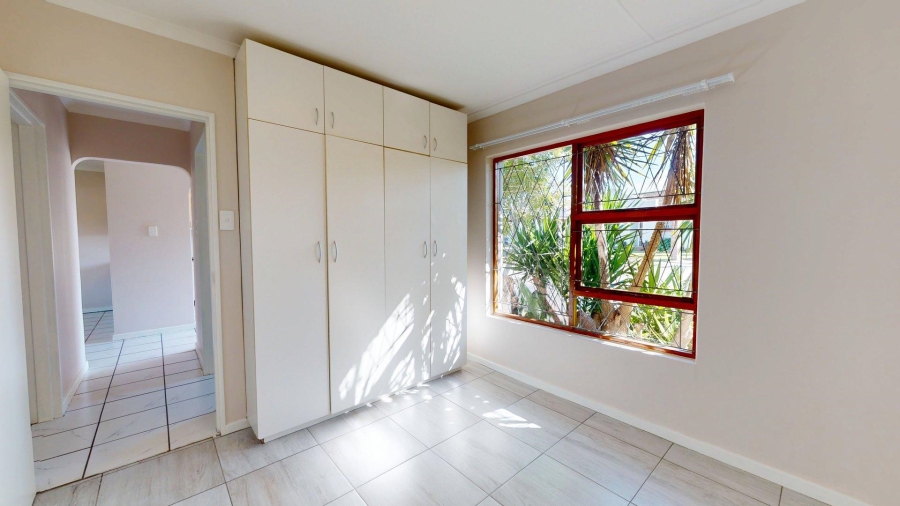 2 Bedroom Property for Sale in Kabega Park Eastern Cape